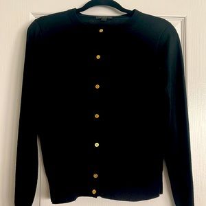 JCrew classic womens cardigan. Black size large, fits like a medium. EUC